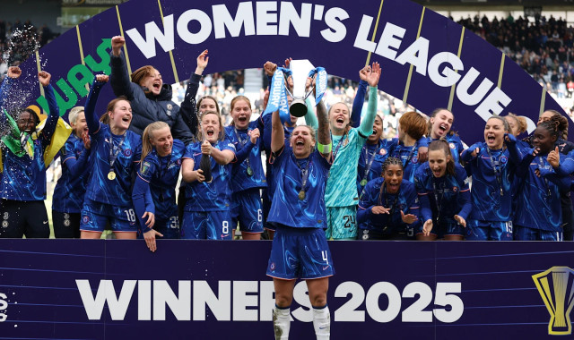 Chelsea Women berhasil jadi juara Piala Liga Inggris Wanita 2024/25 usai kalahkan Man City 2-1 di Pride Park Stadium, Derby, Inggris, Sabtu (15/3). Foto: Dok. Chelsea