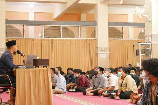 Ilustrasi  Rangkuman Ceramah Singkat tentang Sabar, sumber gambar unsplash/Masjid Pogung Raya