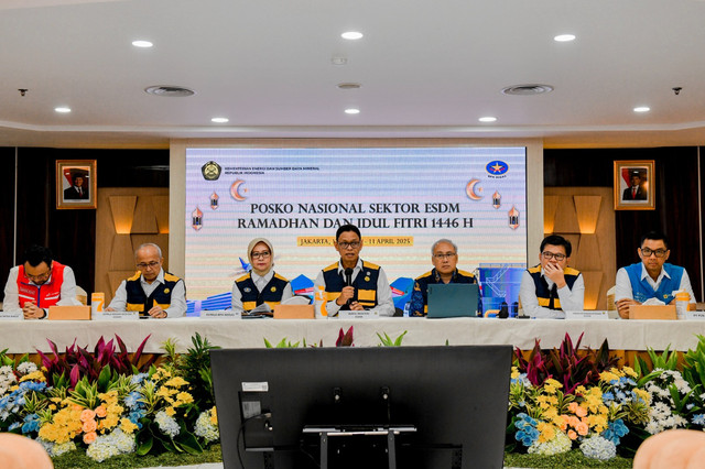 Pembukaan Posko Nasional Sektor ESDM Periode Ramadan dan Idul Fitri (RAFI) Tahun 2025 di kantor BPH Migas, Senin (17/3/2025). Foto: Dok Kementerian ESDM