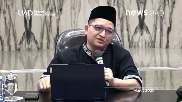 Muhammad Azis., S.T., M.Cs., Ph.D Pemateri Kajian Menjelang Berbuka Masjid Islamic Center Universitas Ahmad Dahlan (UAD) (Dok. Anove)