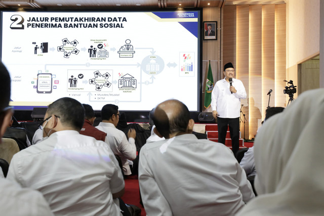 Mensos Saifullah Yusuf menghadiri kegiatan Dialog Bersama Pilar Sosial Banten, Rabu (19/3/2025). Foto: Dok Kemensos