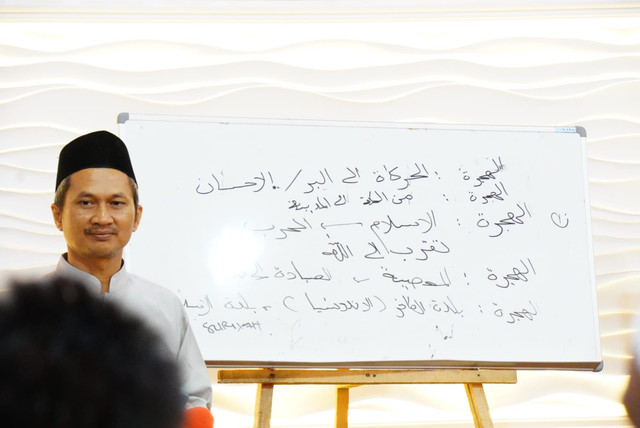 Hari Kedua Pemberian Materi Hijrah: Ustadz Munir Jelaskan Makna Hijrah 