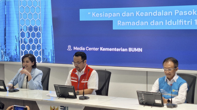 Konferensi pers kesiapan PLN dan Pertamina di Kementerian BUMN, Jakarta Pusat, Kamis (20/3/2025). Foto: Argya D. Maheswara/kumparan 