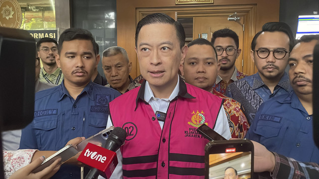 Eks Menteri Perdagangan Thomas Trikasih Lembong atau Tom Lembong, usai persidangan kasus dugaan korupsi importasi gula, di Pengadilan Tipikor Jakarta, Kamis (20/3/2025). Foto: Fadhil Pramudya/kumparan