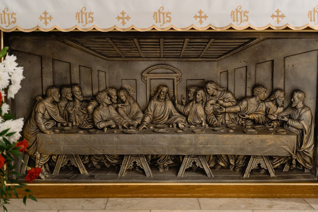 Ilustrasi sinopsis film The Last Supper. Foto: Pexels/MART PRODUCTION