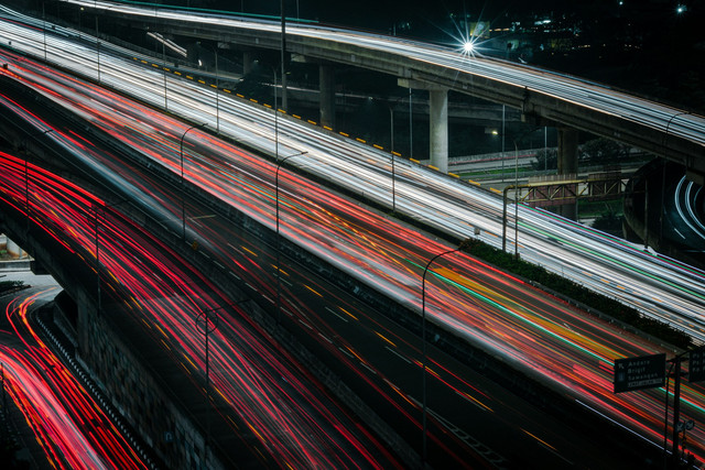 Jadwal dan titik contra flow Tol Jakarta-Cikampek, foto hanya ilustrasi, bukan tempat sebenarnya: Unsplash/Fadhila Nurhakim