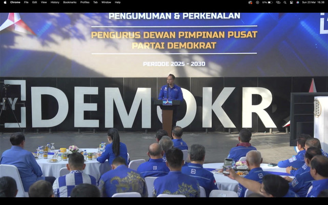 Ketua Umum Partai Demokrat Agus Harimurti Yudhoyono (AHY) di Kantor DPP Demokrat, Minggu (23/3/2025). Foto: Haya Syahira/kumparan