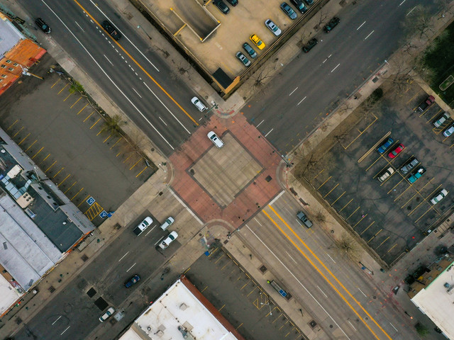 Simpang Lima Boyolali. Foto hanya ilustrasi, bukan tempat sebenarnya. Sumber: unsplash.com/Richard Melick.