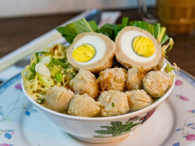 Ilustrasi cara menyimpan kuah bakso di kulkas. Foto: Pexels.com/Baarast Project