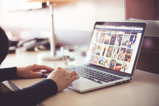 Ilustrasi cara mencari file yang terhapus di laptop - Sumber: pixabay.com/pexels