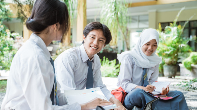 Ilustrasi siswa SMA. Foto: Odua Images/Canva