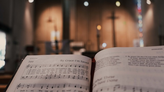 Ilustrasi Teks Lagu Trimalah Syukur Kami. Sumber: Unsplash/Matt Meilner