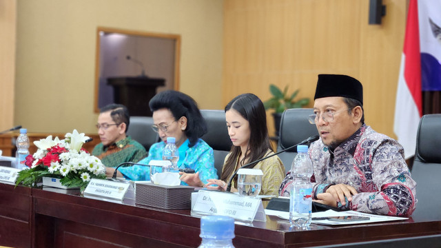 Anggota Dewan Perwakilan Daerah (DPD) RI asal Daerah Istimewa Yogyakarta (DIY) melakukan pemantauan dan evaluasi terhadap pengelolaan sampah di DIY. Foto: Dok. DPD RI