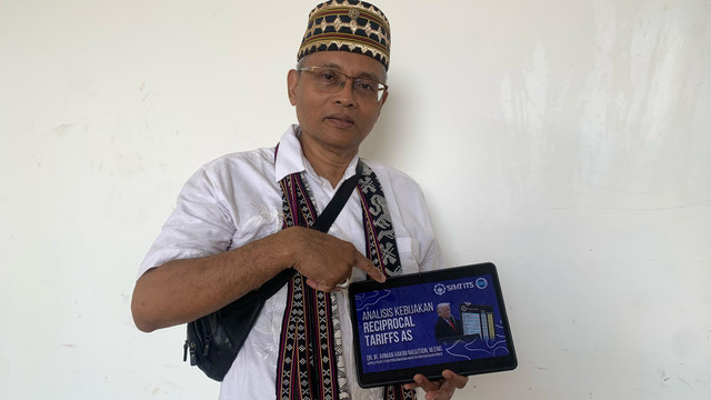 Kepala Pusat Studi Pengembangan Industri dan Kebijakan Publik (PIKP) Institut Teknologi Sepuluh Nopember (ITS) Dr Ir Arman Hakim Nasution MEng. Foto: Humas ITS