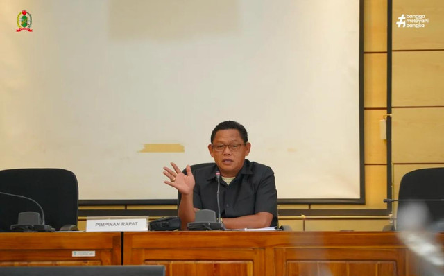 Ketua Komisi II DPRD, Fransiskus Ason. Foto: Dok, instagram @dprdkalbar
