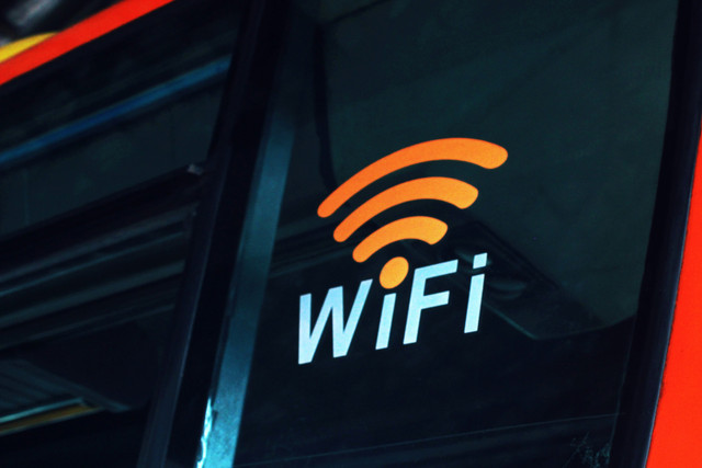 Ilustrasi WiFi. Foto: Dreamlike Street/Unsplash