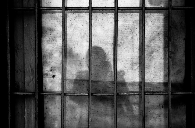Ilustrasi Sinopsis Bangsal Isolasi, Foto: Unsplash/Ye Jinghan
