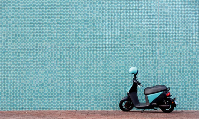 Ilustrasi merk oli motor matic terbaik. Sumber: wal_172619/ Pixabay