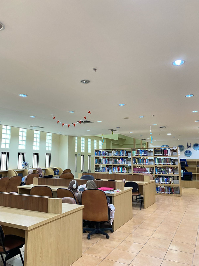 Sumber : Pribadi, Perpustakaan Fakultas Ilmu Kesehatan dan Kedokteran UIN Syarif Hidayatullah Jakarta