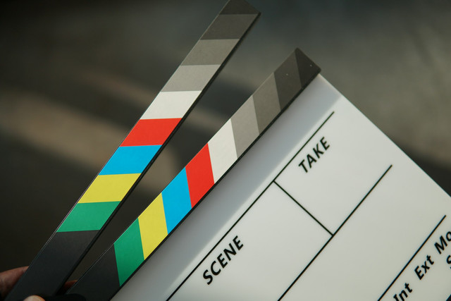 Ilustrasi film terbaik steven seagal. Unsplash/Amjith S