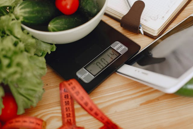 Ilustrasi merk timbangan digital 40 kg yang bagus. Sumber: www.pexels.com