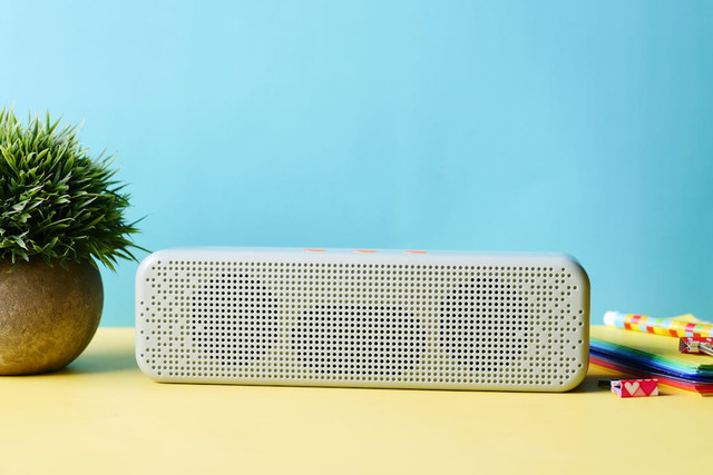 Ilustrasi speaker bluetooth untuk mendengarkan musik. Foto: Pexels