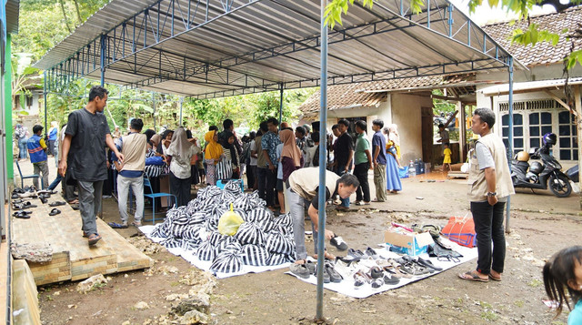 Kolaborasi DT Peduli dan UKMI JNI Instiper Yogyakarta gelar Bakti Sosial di Dusun Jambu (Sumber : DT Peduli)