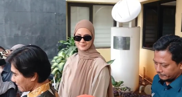 Paula Verhoeven di Komnas Perempuan. Foto: Istimewa