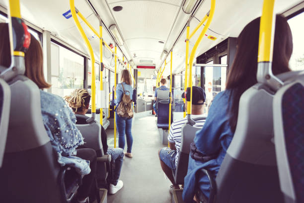 Ilustrasi Rute Bus Trans Jatim 2025, Foto: Unsplash/izusek.