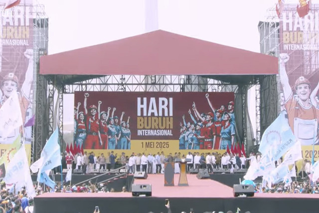 Suasana saat May Day 2025 di kawasan Monas, Jakarta, Kamis (1/5/2025). Foto: YouTube/Sekretariat Presiden