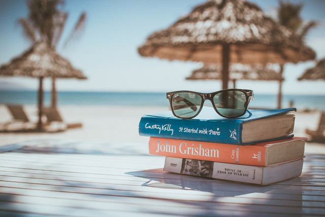 Ilustrasi ucapan happy long weekend. Foto: Unsplash/ Link Hoang