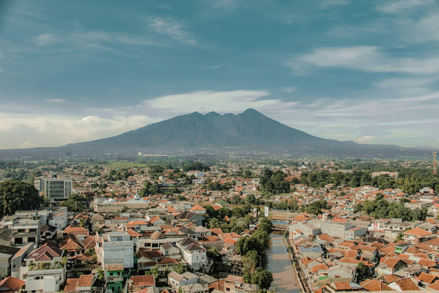 Cara ke Gunung Pangrango via Cibodas dari Jakarta, foto hanya ilustrasi, bukan tempat sebenarnya: Unsplash/Fasyah Halim