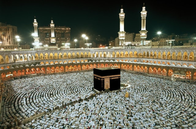 llustrasi jemaah haji 2025. Foto: Shutterstock