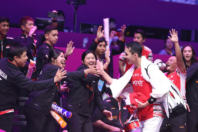Jonatan Christie saat bertanding di Piala Sudirman 2025 yang digelar di Fenghuang Gymnasium, Xiamen, China. Foto: Dok. PBSI