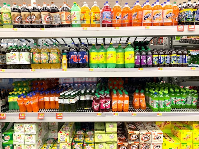 Daftar Perusahaan Manufaktur FMCG di Indonesia. Foto Hanya Ilustrasi, Bukan Sebenarnya. Sumber Foto: Unsplash.com/Franki Chamaki