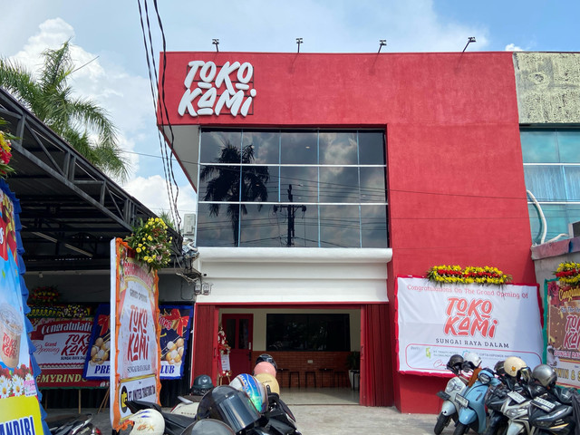 Toko Kami membuka cabang terbaru di Jalan Sungai Raya Dalam. Foto: Ferla/Hi!Pontianak
