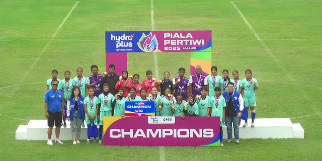 Mojang Priangan juara Piala Pertiwi U-14 & U-16 Regional Jawa Barat (Cirebon). Foto: Youtube PSSI TV