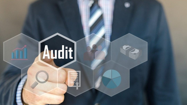 Foto: Audit Sistem Informasi. Sumber: https://spi.undip.ac.id/wp-content/uploads/2020/11/audit-4189560_1280-1080x675.jpg
