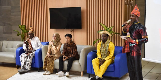 Peringati Hardiknas, IPB University Gelar International Student Forum