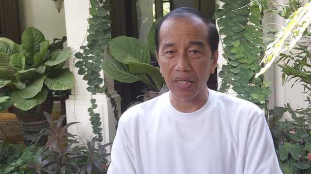 Presiden ke-7 Joko Widodo (Jokowi) buka suara terkait purnawirawan yang usul pemakzulan Wapres Gibran Rakabuming Raka, Senin (5/5/2025). Foto: kumparan