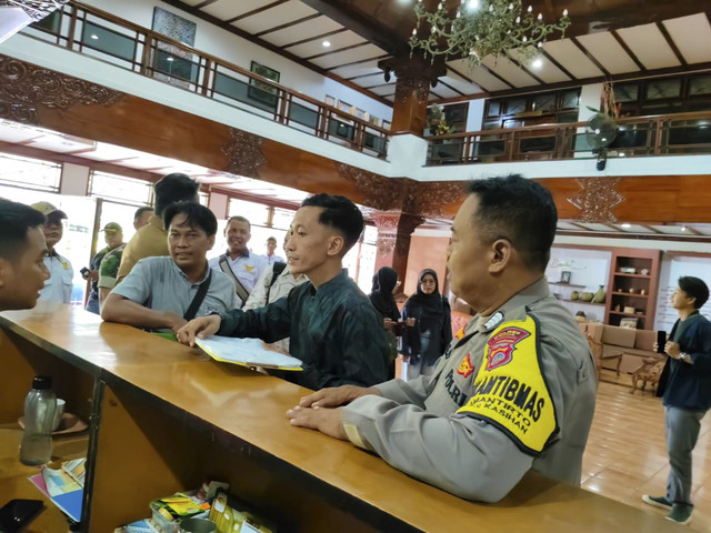 Bryan Manov Qrisna Huri saat di Pemkab Bantul, Senin (5/5/2025). Foto: Arfiansyah Panji Purnandaru/kumparan
