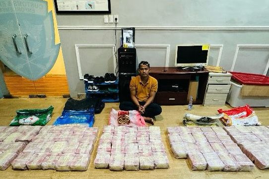 Pelaku penyelundup narkoba jaringan Malaysia-Aceh yang ditangkap Bareskrim Polri. Foto: Dok. Istimewa