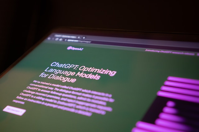 Apa Itu ChatGPT? Foto Hanya Ilustrasi. Sumber Foto: Unsplash.com/Jonathan Kemper
