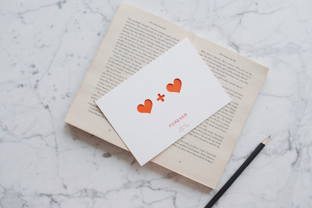 Ilustrasi kata-kata cinta menyentuh hati banget. Foto: Pexels