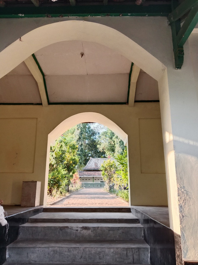 Sumber Gambar: Dokumentasi Pribadi Makam Suruh Kyai Dono Murah