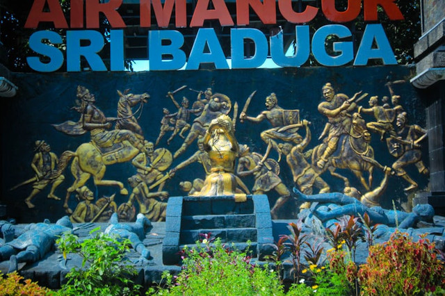 Tempat Wisata dekat Stasiun Purwakarta. Foto Taman Air Mancur Sri Baduga. Sumber/taufik imam