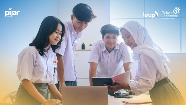 Platform Pijar Sekolah yang dikembangkan Telkom dalam membantu siswa belajar secara mandiri sesuai dengan kecepatan dan minat. Foto: Dok. Telkom