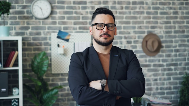 Perbedaan Wiraswasta dan Wirausaha. Foto Hanya Ilustrasi, Bukan Sebenarnya. Sumber Foto: Unsplash.com/Vitaly Gariev