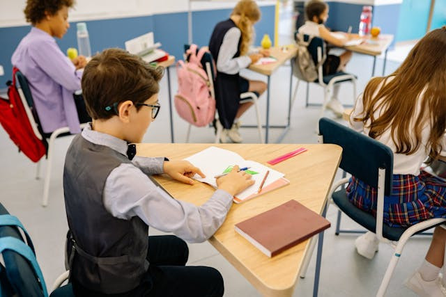 Ilustrasi soal uas pkn kelas 7 semester 2 kurikulum merdeka. Sumber: www.pexels.com
