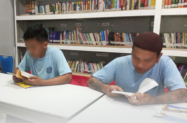 Lapas Terbuka Kendal selenggarakan Layanan Perpustakaan - Dok Humas Lapas Terbuka Kendal